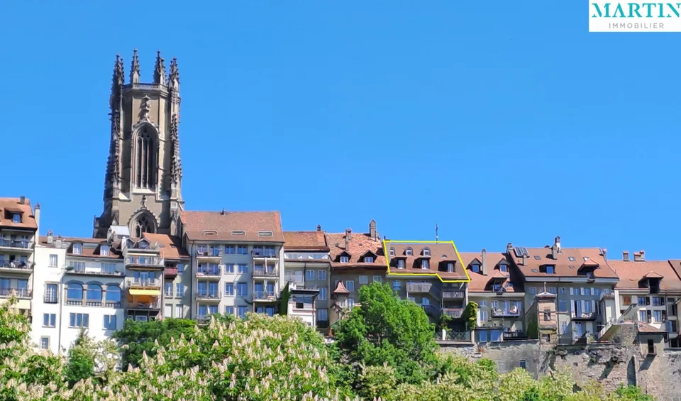 A vendre au coeur de la Vieille Ville de Fribourg un magnifique attique
