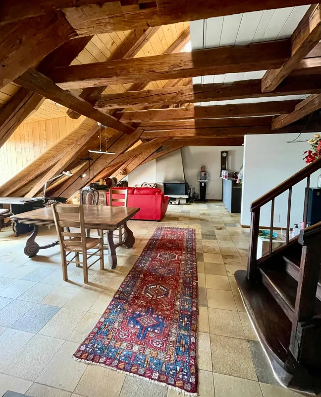 A vendre au coeur de la Vieille Ville de Fribourg un magnifique attique