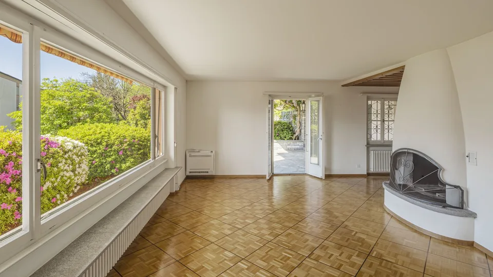 Casa bifamiliare con giardino e vista | Zweifamilienhaus mit Garten un