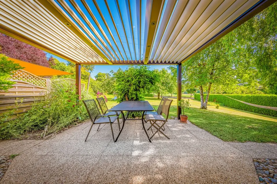 Riservato - Villa a schiera con giardino di charme a Jouxtens-Mézery