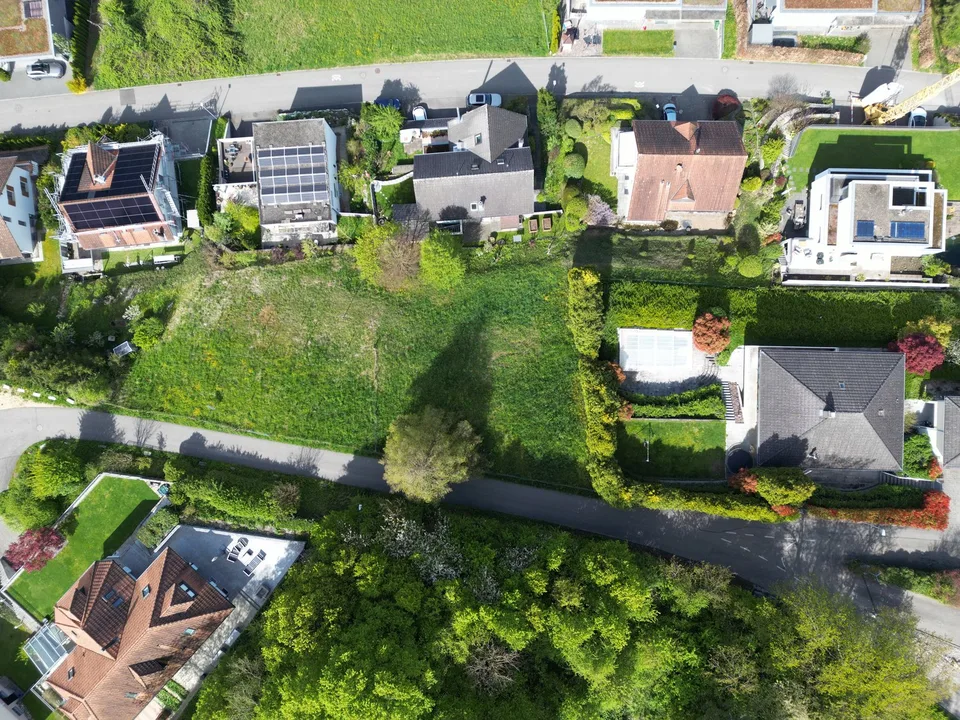 Posizione esclusiva su una pendice a Frick – 646 m² di terreno edificabile con vista