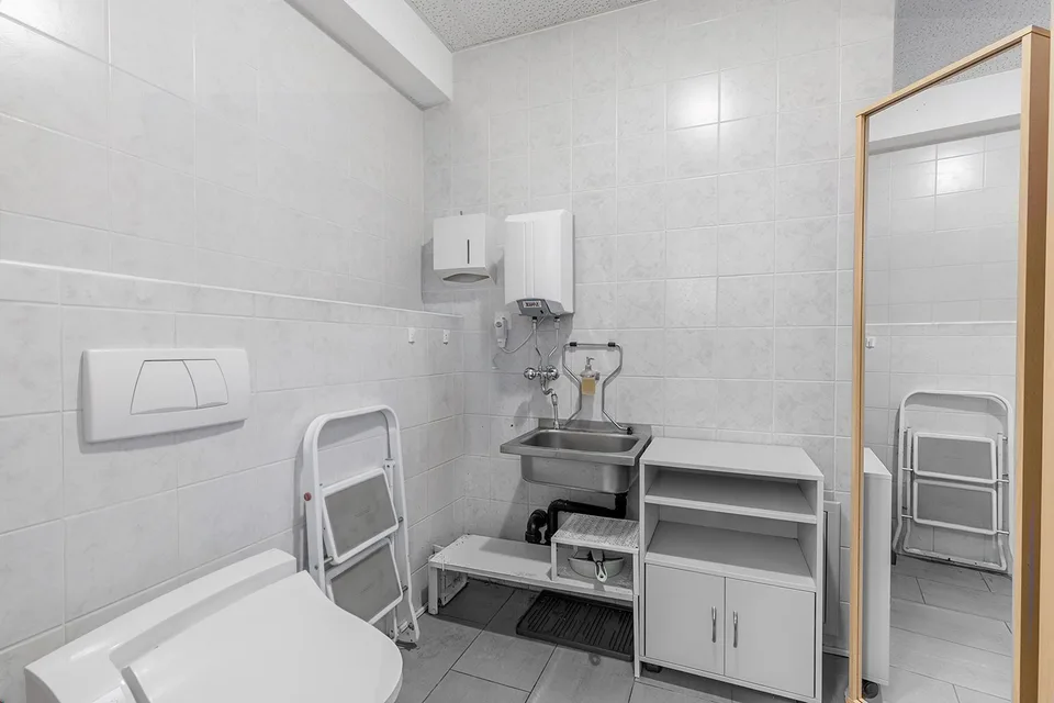 Spazio per nuove idee - commerciale o residenziale