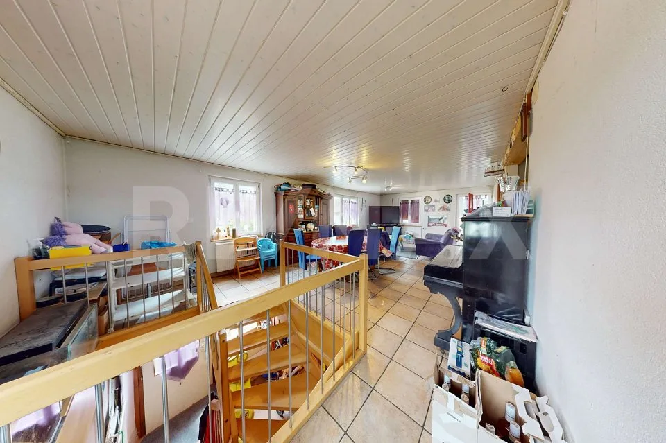 Freistehendes Einfamilienhaus zu verkaufen – Foto 7 von 13