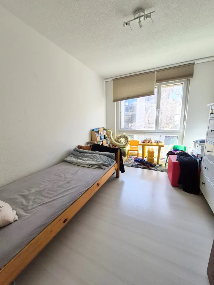 Wohnung von 161 m² mit Seeblick – Volumen und Potenzial in St-Blaise – Foto 7 von 12