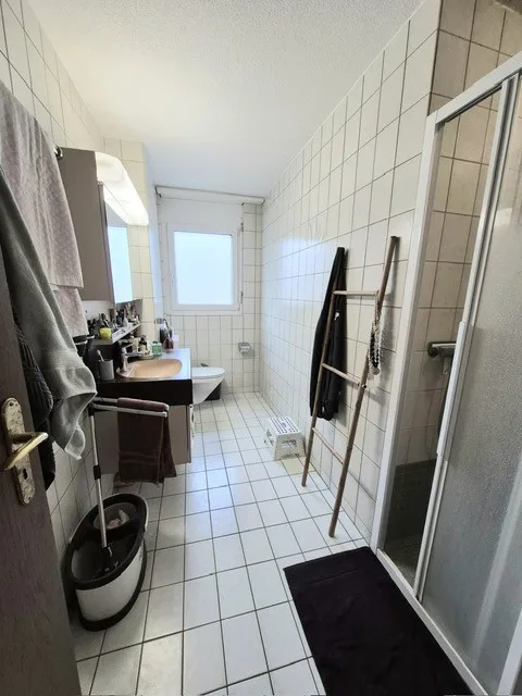 Wohnung von 161 m² mit Seeblick – Volumen und Potenzial in St-Blaise – Foto 10 von 12