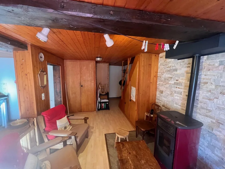 Occasione da non perdere a La Tzoumaz, chalet a schiera di 4 locali in zona tranquilla