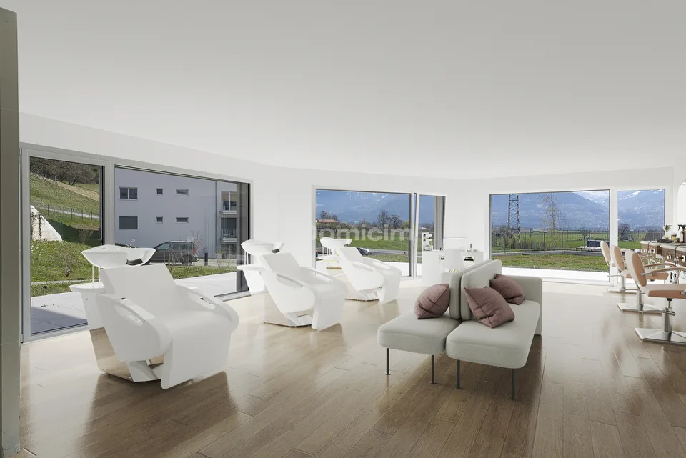 NEUF ! SURFACE COMMERCIALE DE 75m² AVEC TERRASSE-JARDIN