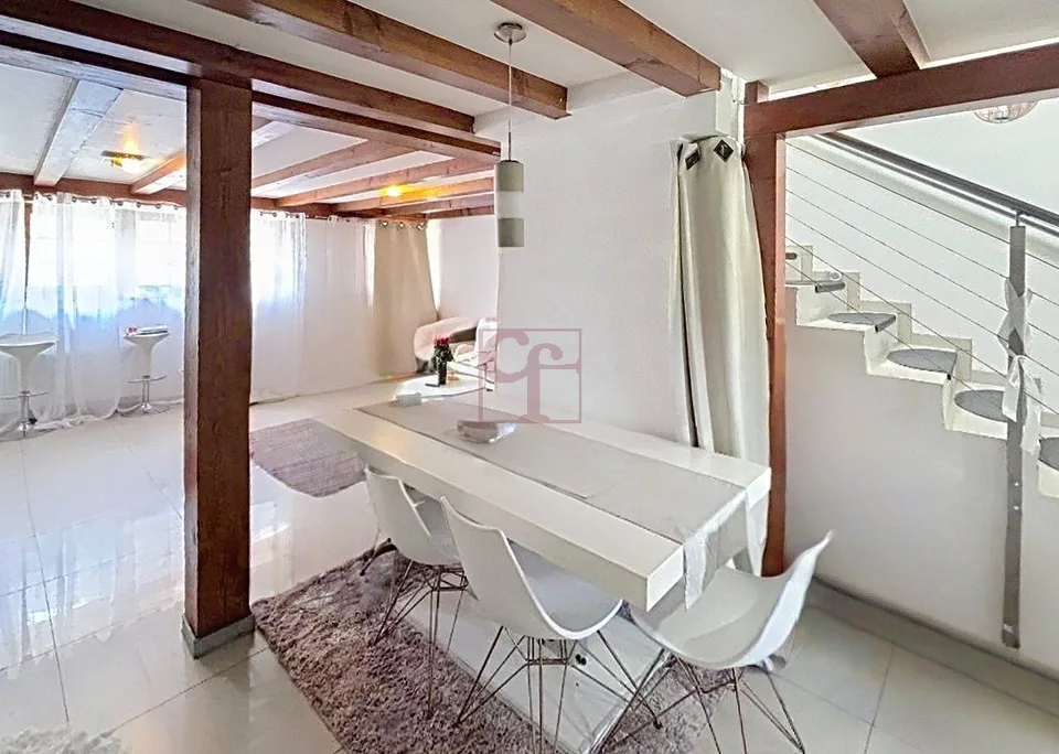 Sorens - Casa ristrutturata con 2 appartamenti e 1 locale commerciale