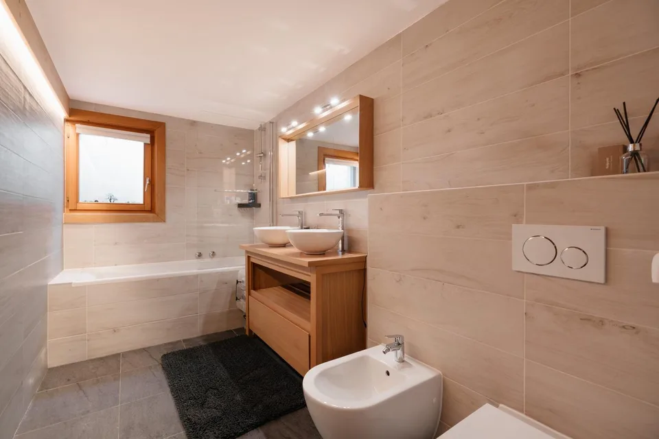 Ein 5-Zimmer-Chalet, versteckt in dem charmanten Dorf Médières. – Foto 7 von 10
