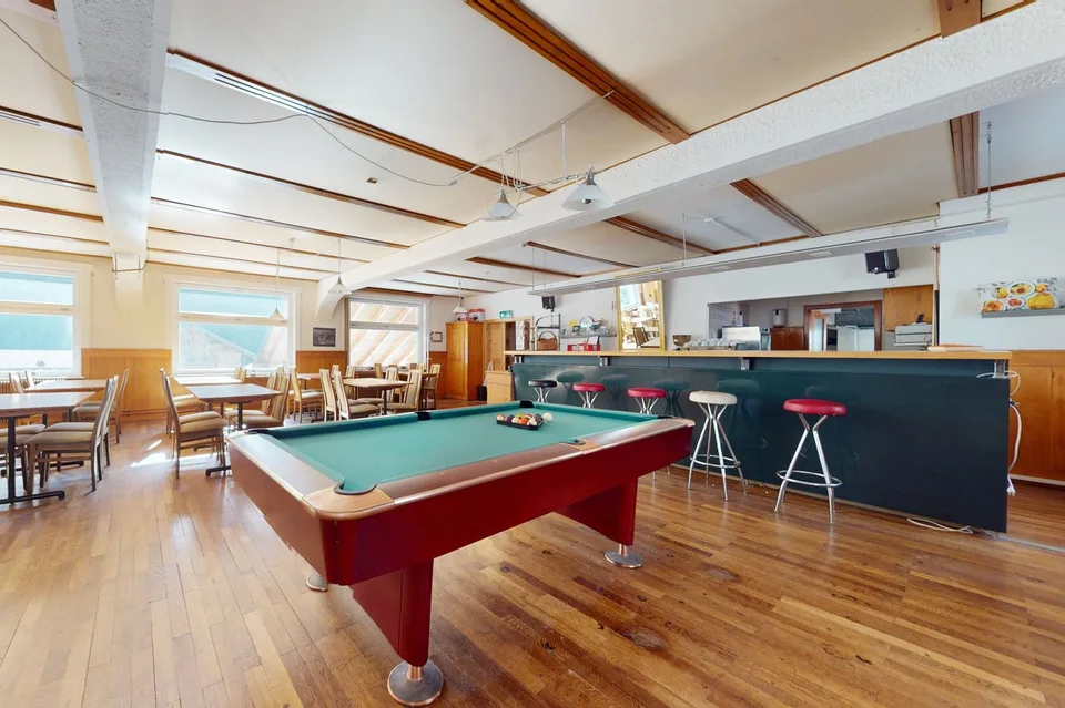 Einzigartiges Airbnb / Hotel in malerischer Berglandschaft