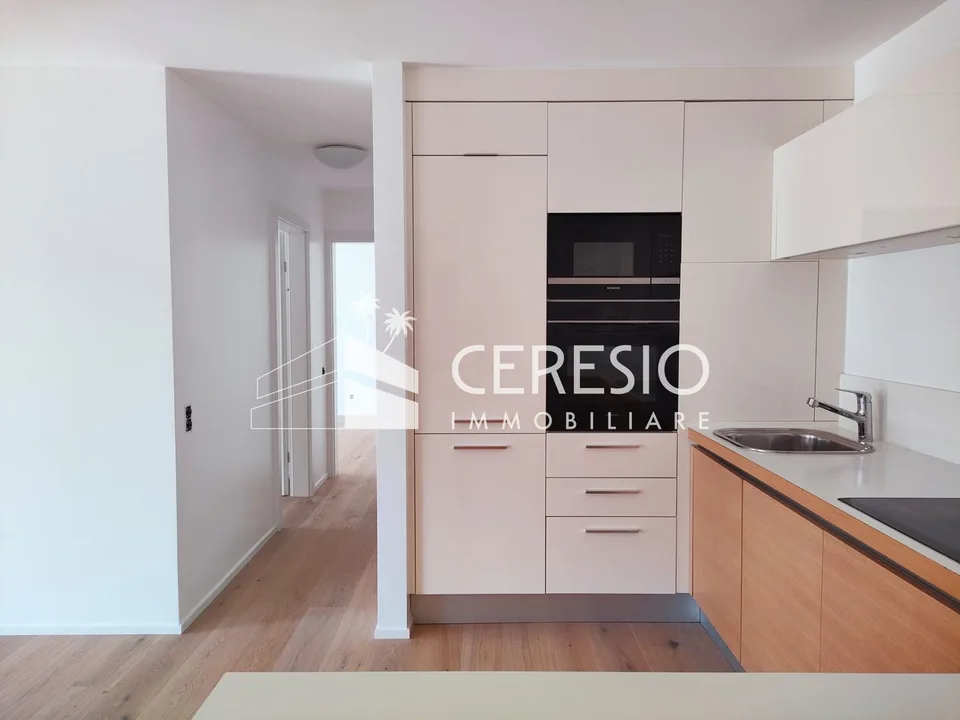 Appartement de 3,5 pièces avec jardin et vue sur le lac