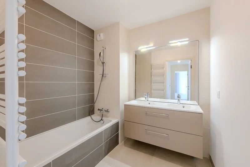 Appartamento di 4 locali in vendita ad ARCHAMPS (74)