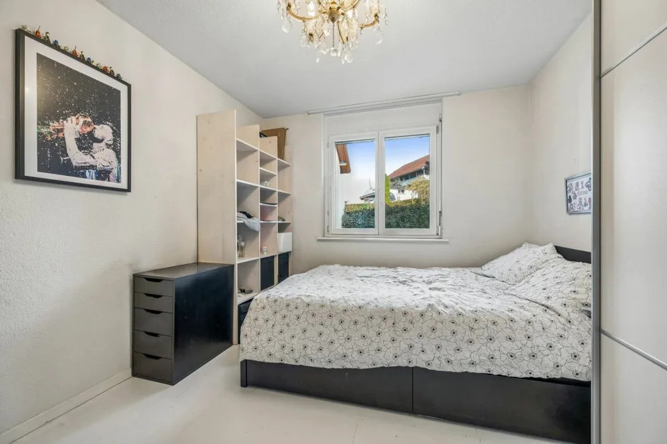 Modernisierte 4.5-Zimmer-Gartenwohnung mit flexibler Raumgestaltung – Foto 9 von 16