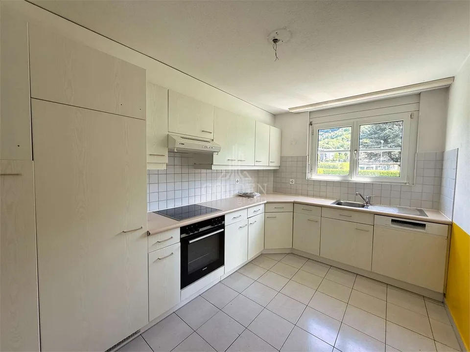 Appartement spacieux de 4,5 pièces avec jardin privé