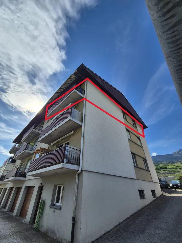 Delizioso appartamento mansardato di 4.5 locali a Saint-Léonard