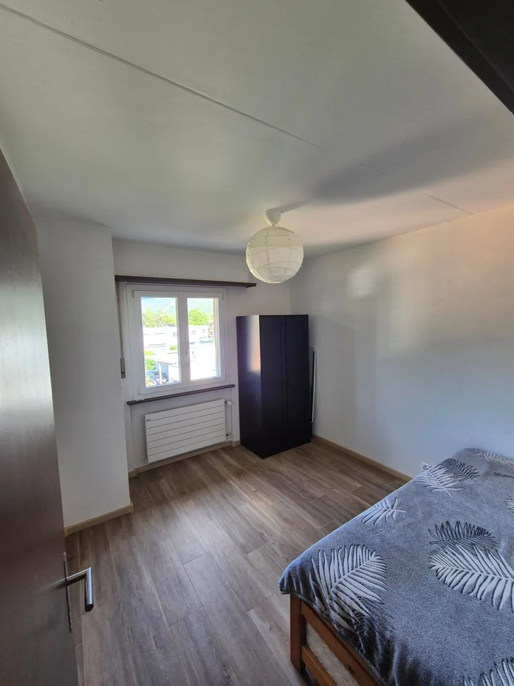 Charmant appartement en attique de 4.5 pièces à Saint-Léonard – photo 13 sur 14