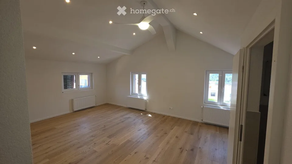 Helle 3.5-Zimmer-Dachwohnung in Zizers – ab August 2026 zu vermieten