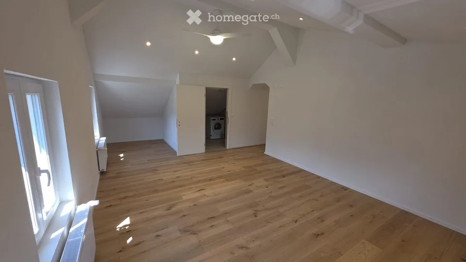 Helle 3.5-Zimmer-Dachwohnung in Zizers – ab August 2026 zu vermieten