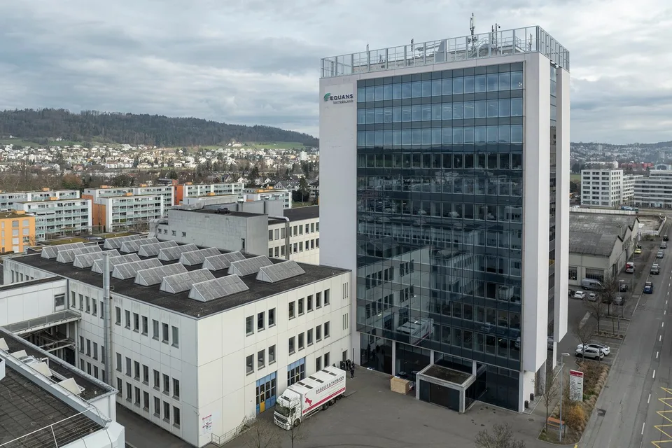 Espace de bureau moderne au 24 Brandstrasse à Schlieren – 930 m² disponible immédiatement