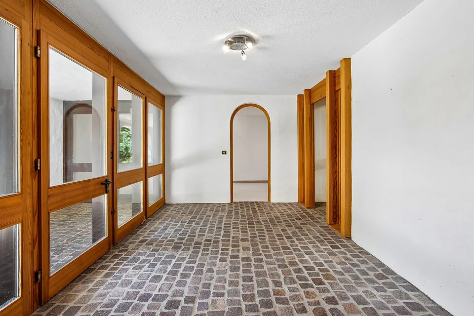 Maison unifamiliale au bord de la forêt – Spacieuse et charmante