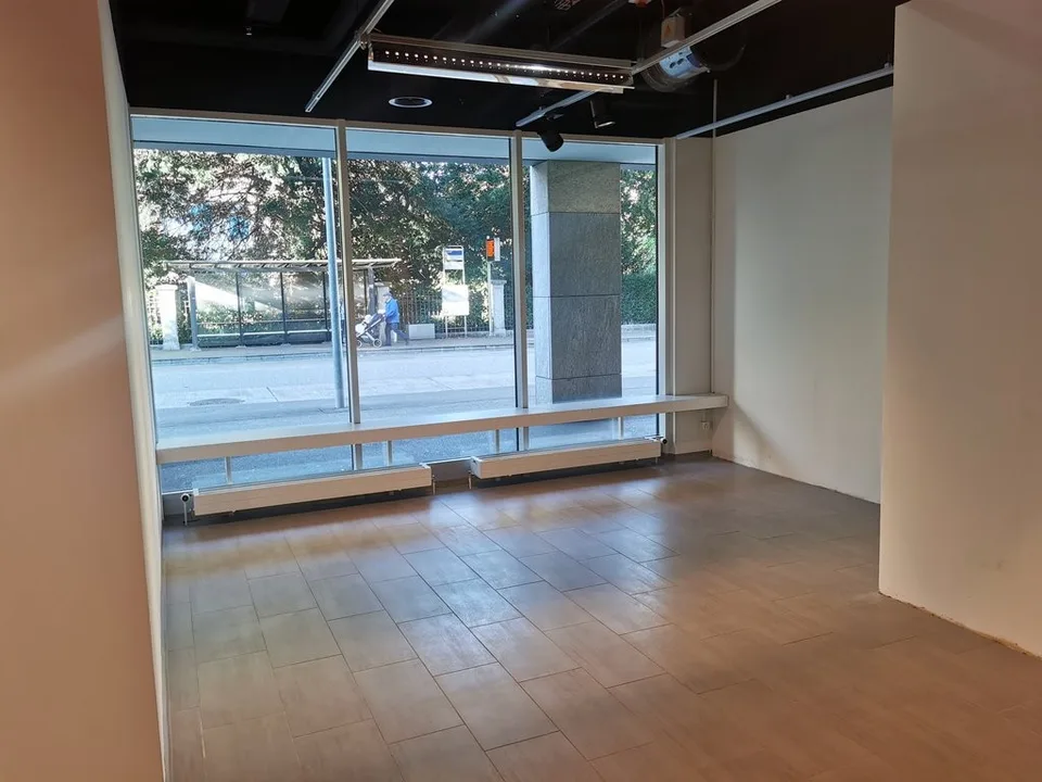 Attractive sales/store space for rent in the heart of Olten – photo 6 of 7