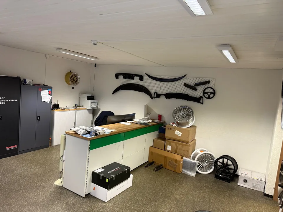 Vielseitige Gewerberäume in Muttenz - Ideal für Büro oder Einzelhandel