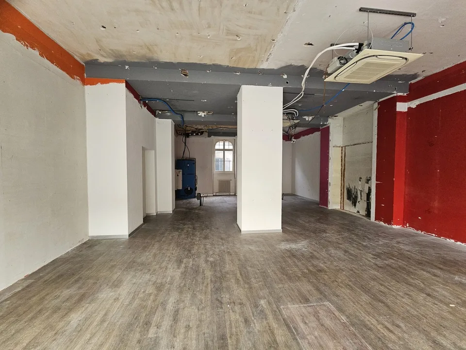 Lokal Gewerbe im Zentrum von Sierre