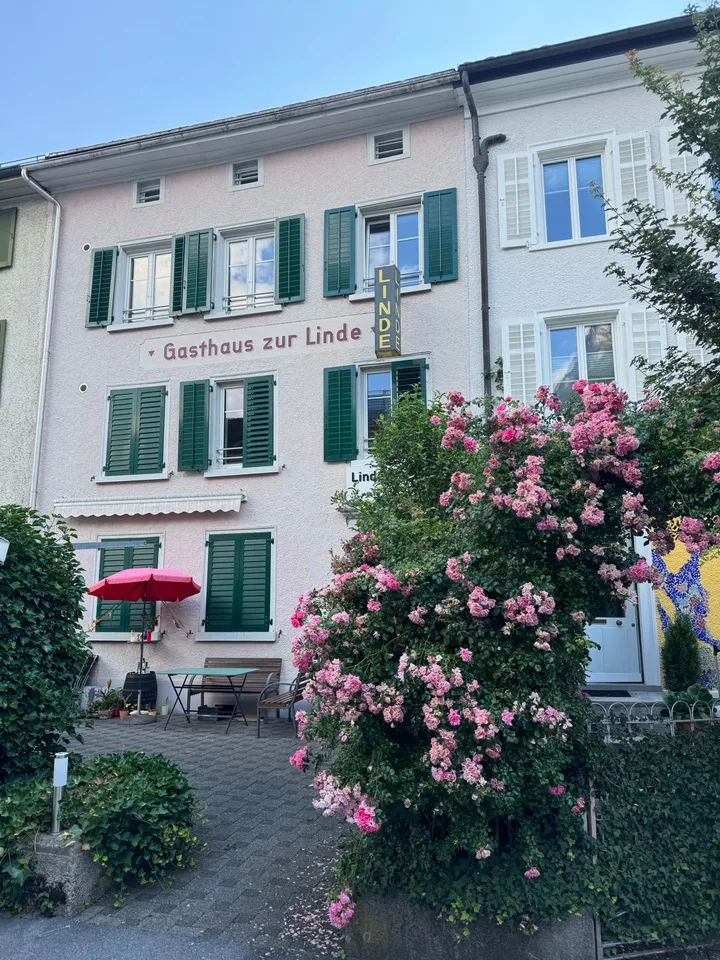 Charmantes Café/Bar-Lokal im Herzen von Glarus – «Gasthaus zur Linde»