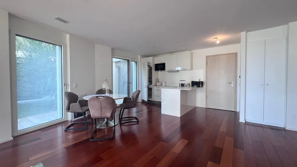 Furnished flat 4.5 room - Appartement meublé de 5.5 pièces à Lausanne