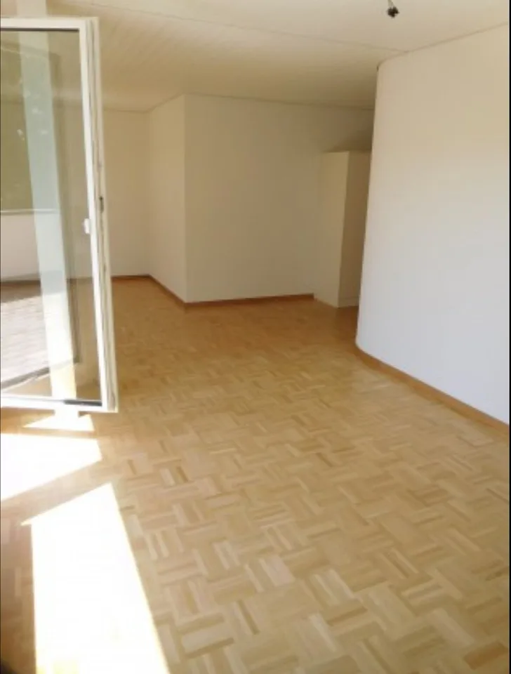 Tenant sought: Spacious 3.5-room apartment in Wichtrach