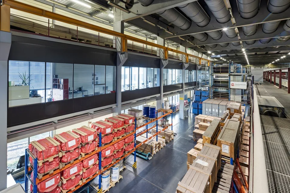 Grosszügig und vielfältig nutzbare Industrieflächen im Druckzentrum Zürich – Foto 6 von 10