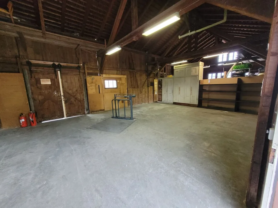 Lagerfläche im Güterschuppen Bahnhof Salez-Sennwald