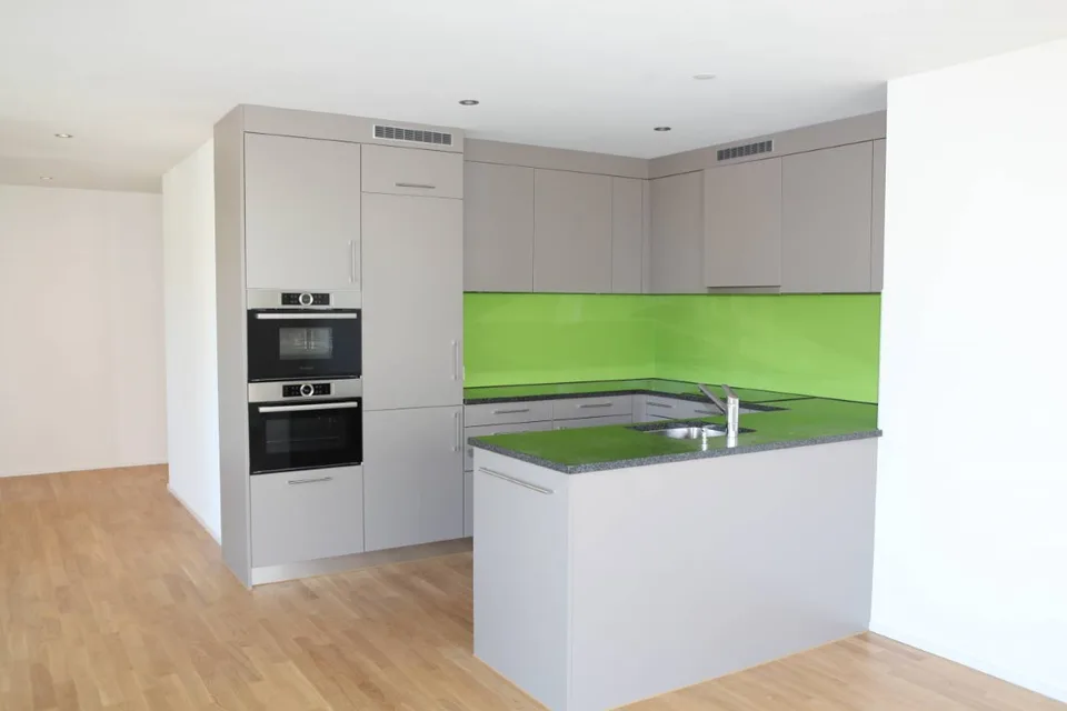 Helle und familienfreundliche 4.5-Zimmer-Wohnung mit Balkon in Menziken