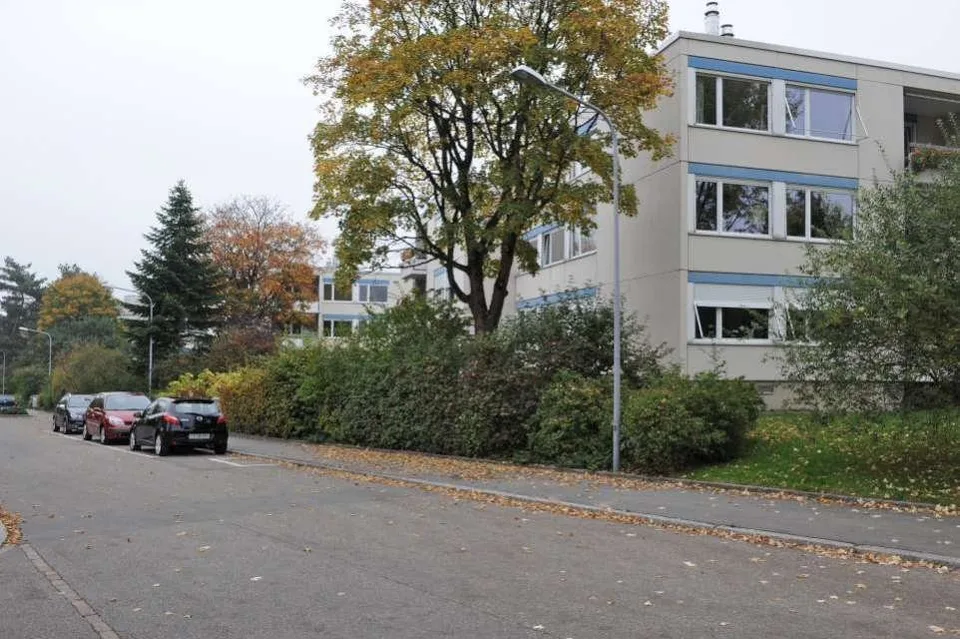Motorradplatz am Zollikerberg
