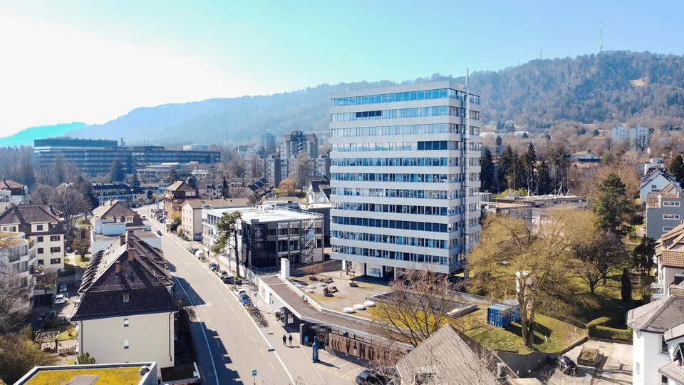 PLUG & PLAY OFFICES MIT VIEL TAGESLICHT