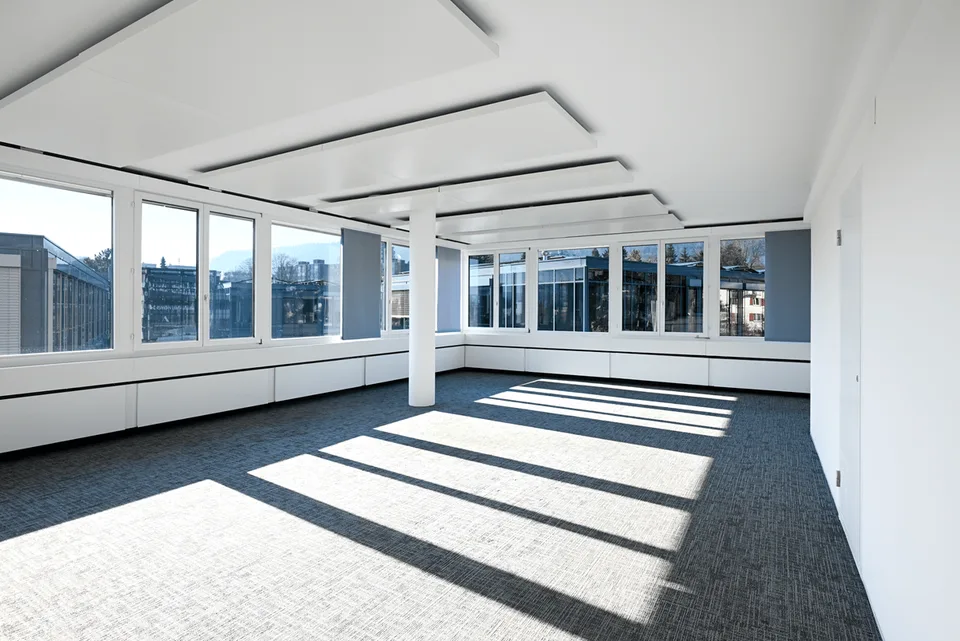 PLUG & PLAY OFFICES MIT VIEL TAGESLICHT – Foto 6 von 13