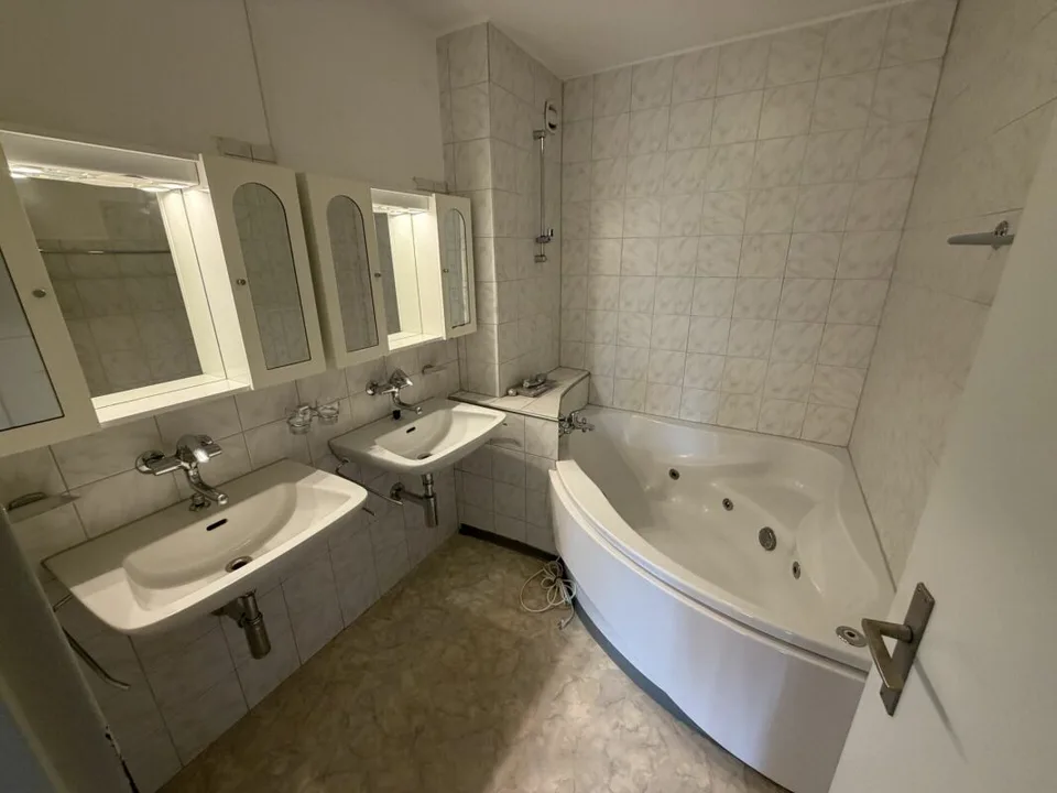 Grosszügige 4.5 Zimmer-Wohnung, im Quartier "Flurhof" – Foto 11 von 12