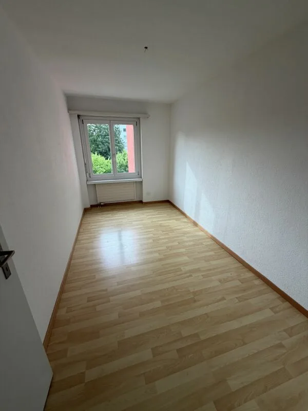 Grosszügige 4.5 Zimmer-Wohnung, im Quartier "Flurhof" – Foto 8 von 12