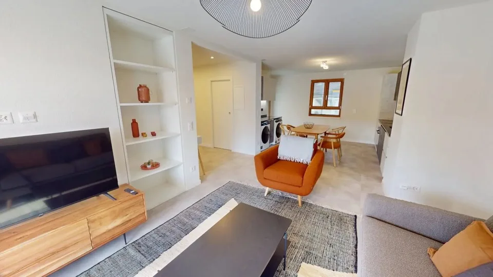 Well-Connected 1-Bedroom Apartment in Zurich