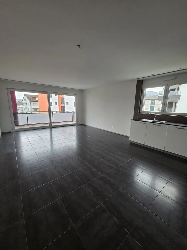 Appartamento di 4,5 locali di 107 m2 al 2° piano con ascensore