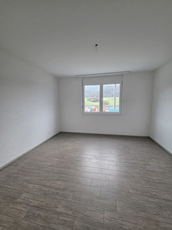 Appartamento di 4,5 locali di 107 m2 al 2° piano con ascensore
