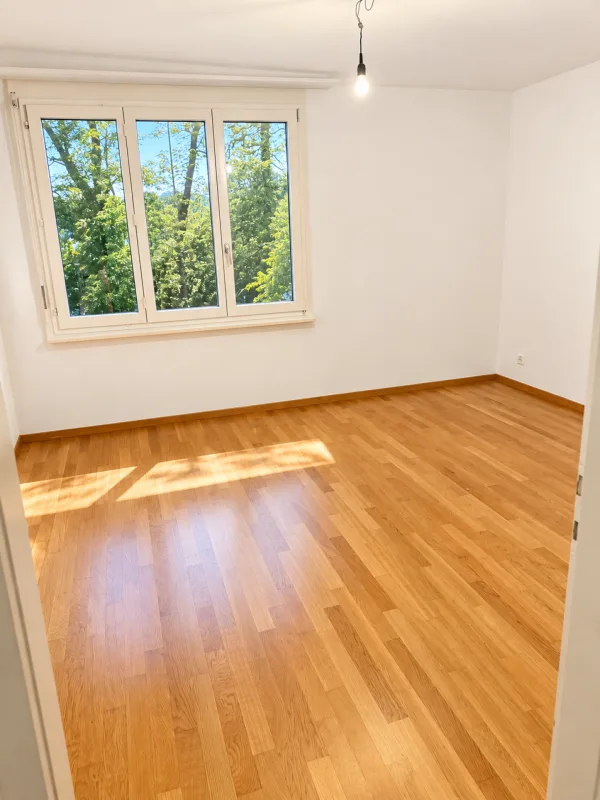 Bright and Spacious 4.5-Room Apartment – photo 7 of 23