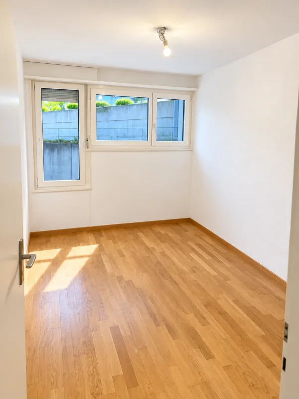 Bright and Spacious 4.5-Room Apartment – photo 8 of 23