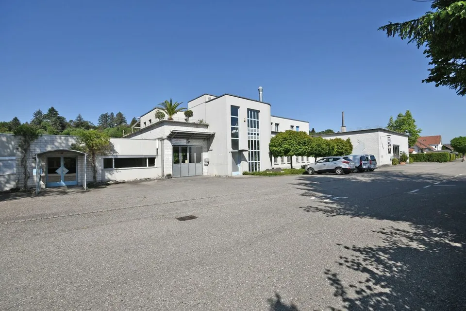 Atelier / Local Commercial dans un Bon Emplacement