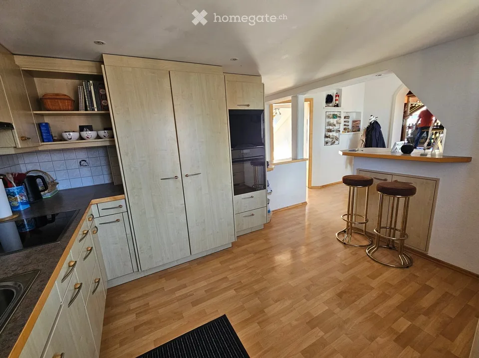 Sehr grosszügige 4½-Zimmer-Altbauwohnung mit Charme, viel Licht und zwei Terrassen