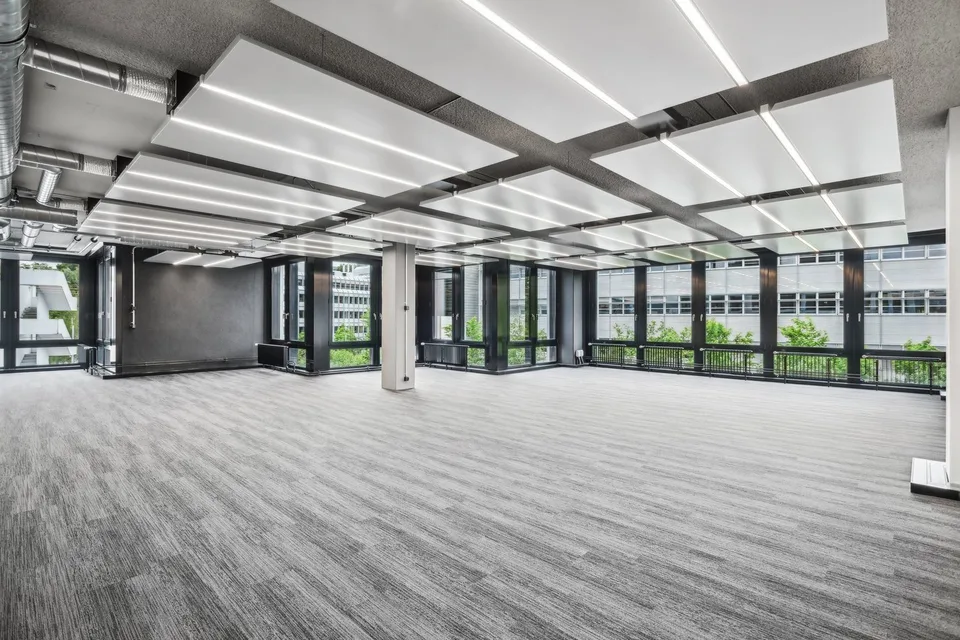 Top ausgebautes Büro: 4-6 Monate Nettomietzinsfrei: Jetzt zuschlagen! – Foto 6 von 12