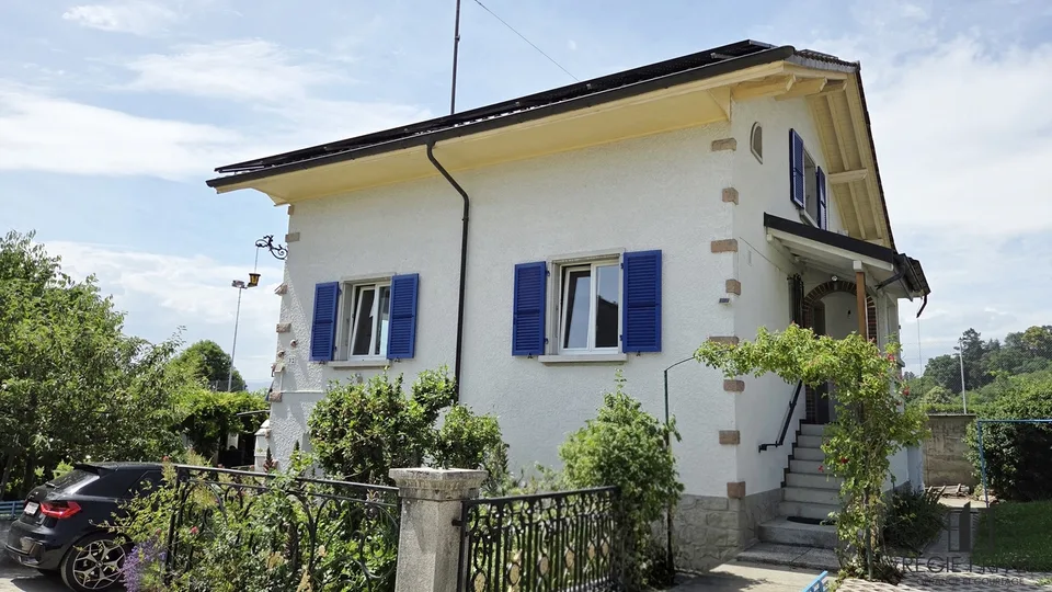 Appartement avec sous-sol privatif et immense jardin