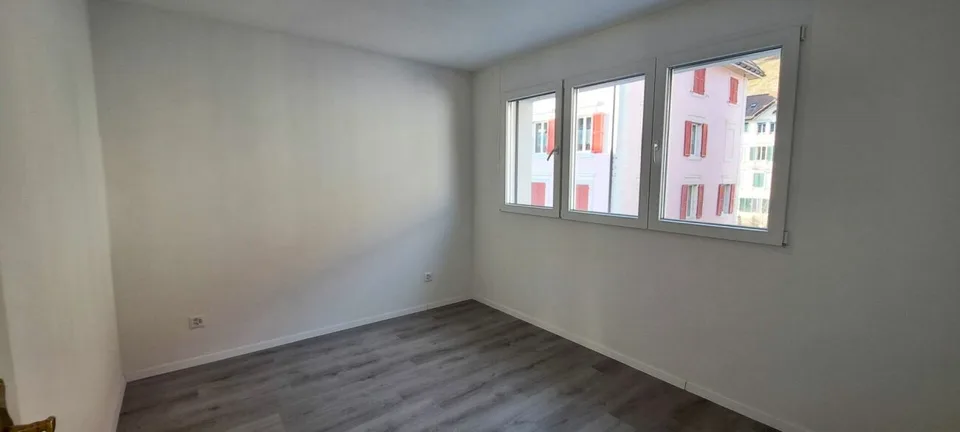 St-Imier, appartement de 4.5 pièces au 1er étage avec balcon – photo 9 sur 11