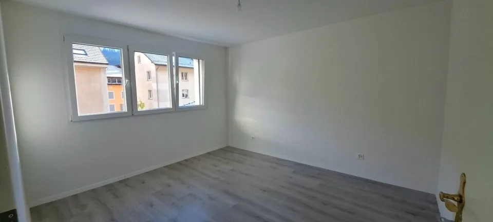 St-Imier, appartement de 4.5 pièces au 1er étage avec balcon – photo 7 sur 11