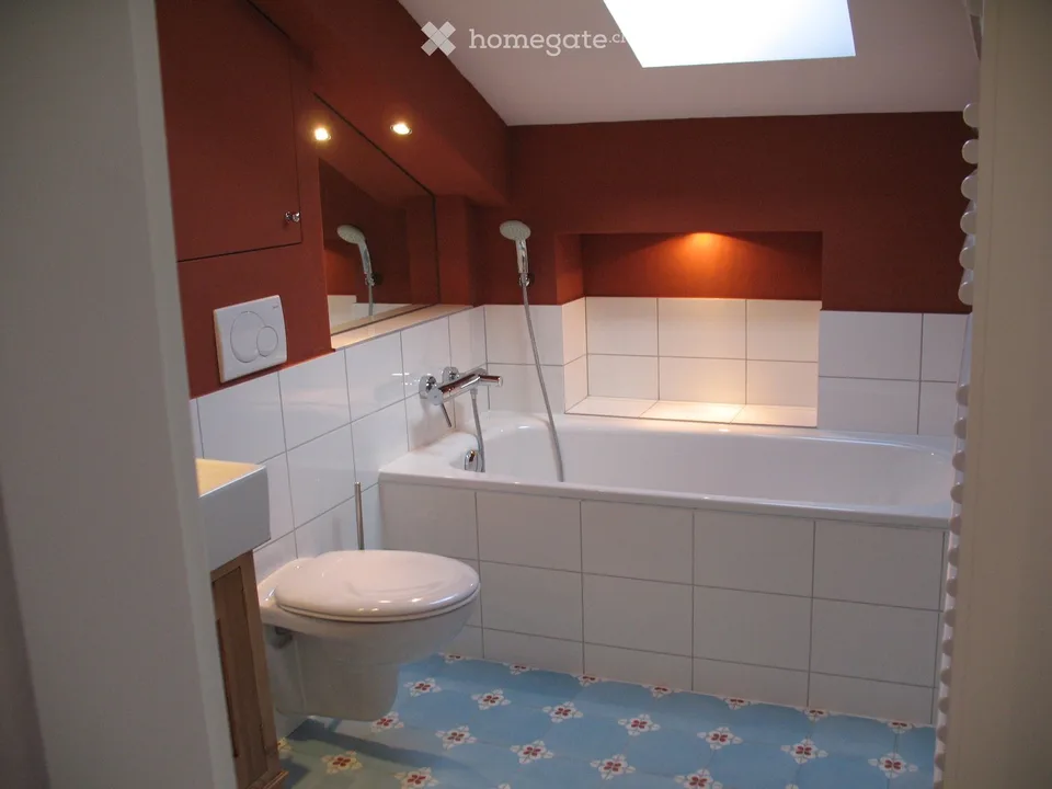 Charmant appartement 4.5 pièces dans un immeuble ancien à Füllinsdorf – fraîchement rénové!